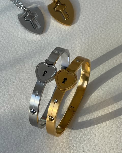 Pulsera + Cadena de amor eterno (con caja de regalo)